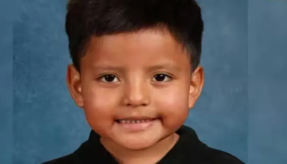 अमेरिका में 5 साल के मासूम को हिरासत में लेने पर हंगामा, कमला हैरिस बोलीं—यह तो एक बच्चा है