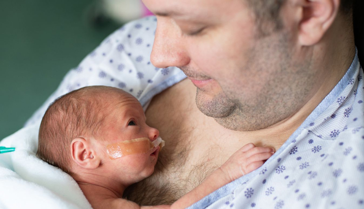 newborn skin-to-skin benefits,importance of skin-to-skin contact after birth,baby bonding through skin-to-skin,benefits of holding newborn skin-to-skin,postpartum skin-to-skin advantages,infant-mother skin-to-skin benefits,baby first moments: skin-to-skin advantages,enhancing newborn health with skin-to-skin contact,parent-child bonding through postnatal skin-to-skin,the science behind skin-to-skin contact after birth