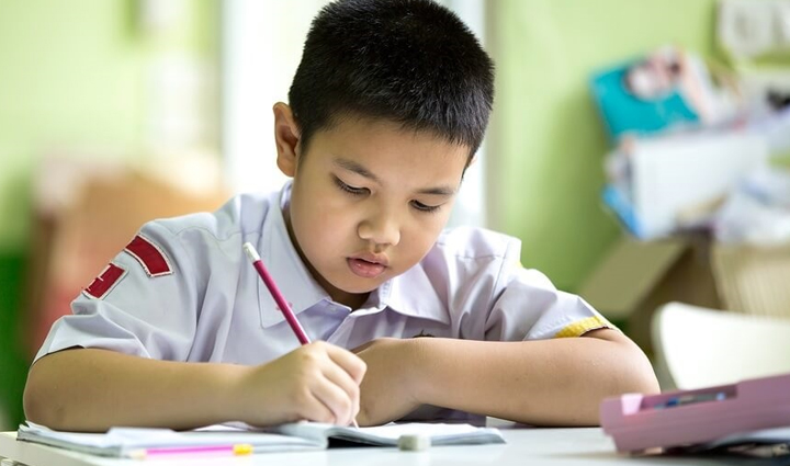 want to make children self sufficient keep these things in mind during upbringing,mates and me,relationship tips