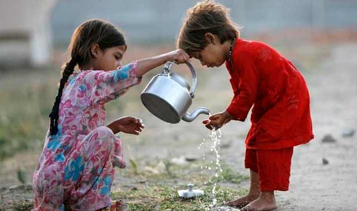 want to inculcate kindness in children parents should teach this way,mates and me,relationship tips