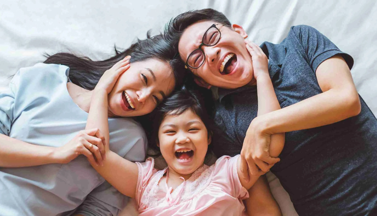 single child sometimes becomes a victim of loneliness keep these things in mind during upbringing,mates and me,relationship tips