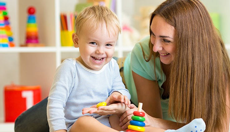 baby sitter,tips to chose baby sitter,mates and me