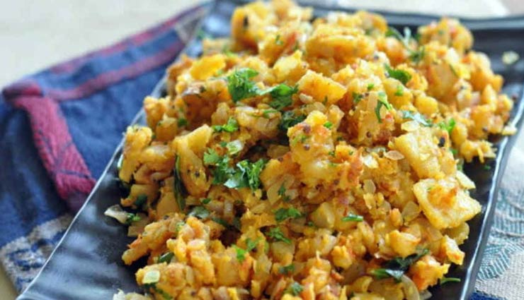 bachi rotu ka poha,bachi roti recipe,roti recipe,recipe,snacks recipe