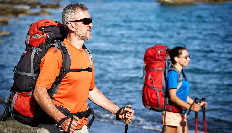 24 Backpacking Tips To Make Your Travel Easy