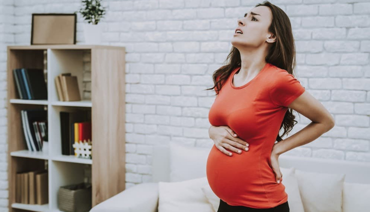 5 Natural Remedies To Treat Back Pain During Pregnancy