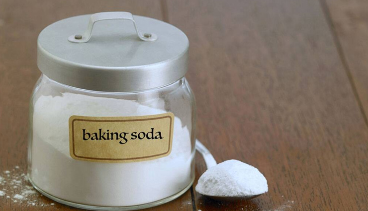 nose bleeds,vinegar,ice,foods containing vitamin c,baking soda,steam,right posture,whole-wheat bread,drink water,summer health,Health tips,remedies for nose bleeding,fitness tips