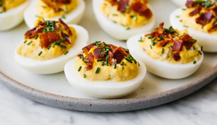 Recipe- Spicy Bacon Deviled Eggs are Bomb
