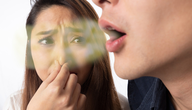 7 Effective Ways To Get Rid of Garlic Breath