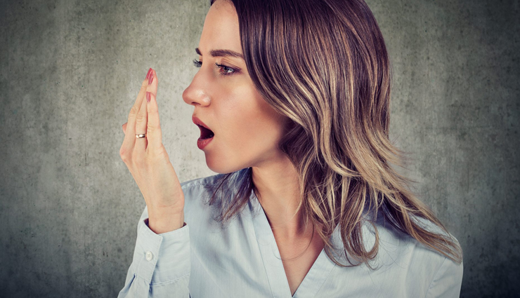 5 Ways To Treat Bad Breath Naturally