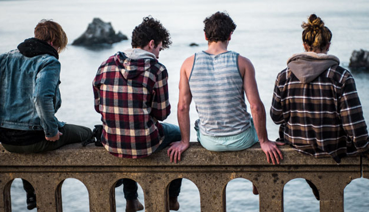 bad friend,signs of a bad friend,friend,friend relationship,relationship,relationship tips