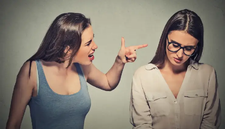 10 Bad friendship signs to spot so you can drop them ASAP