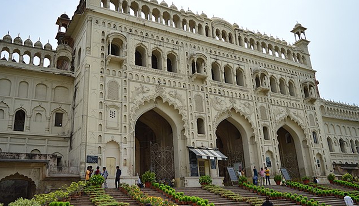tourist places to visit in lucknow,holiday,travel,tourism