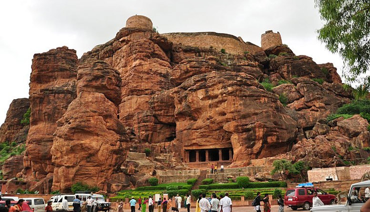 least known cave temples in india,cave temples in india,cave temples,temples in india,badami caves,karnataka,mawsmai caves,meghalaya,bhimbetka caves,madhya pradesh,ellora caves,aurangabad,pataleshwar cave temple,maharashtra