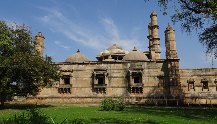 गुजरात की सांस्कृतिक राजधानी है वडोदरा, यहां आएं तो जरूर घूमें ये 10 जगहें vadodara cultural capital of gujarat,must-visit places in vadodara,top attractions in vadodara,vadodara tourist places,best places to visit in vadodara,vadodara travel guide,cultural attractions in vadodara,top 10 places to visit in vadodara,vadodara sightseeing spots,historical places in vadodara,explore vadodaras cultural heritage,vadodara tourism highlights,popular tourist spots in vadodara,vadodara must-see destinations,vadodara city tour,vadodara cultural landmarks,places to see in vadodara,visit vadodaras famous places,vadodara travel tips,top cultural sites in vadodara