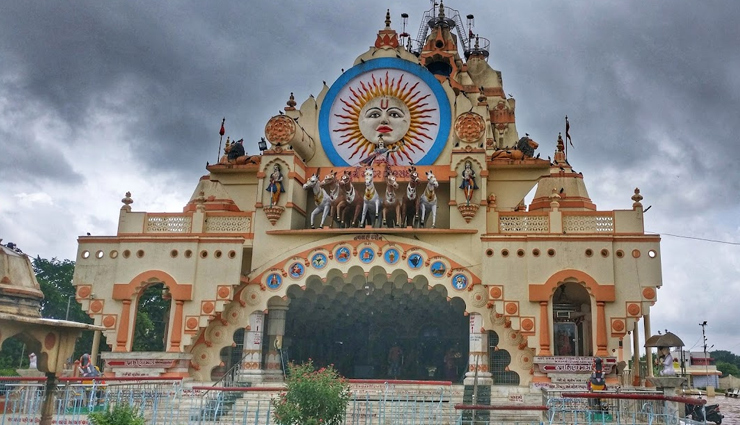 गुजरात की सांस्कृतिक राजधानी है वडोदरा, यहां आएं तो जरूर घूमें ये 10 जगहें vadodara cultural capital of gujarat,must-visit places in vadodara,top attractions in vadodara,vadodara tourist places,best places to visit in vadodara,vadodara travel guide,cultural attractions in vadodara,top 10 places to visit in vadodara,vadodara sightseeing spots,historical places in vadodara,explore vadodaras cultural heritage,vadodara tourism highlights,popular tourist spots in vadodara,vadodara must-see destinations,vadodara city tour,vadodara cultural landmarks,places to see in vadodara,visit vadodaras famous places,vadodara travel tips,top cultural sites in vadodara