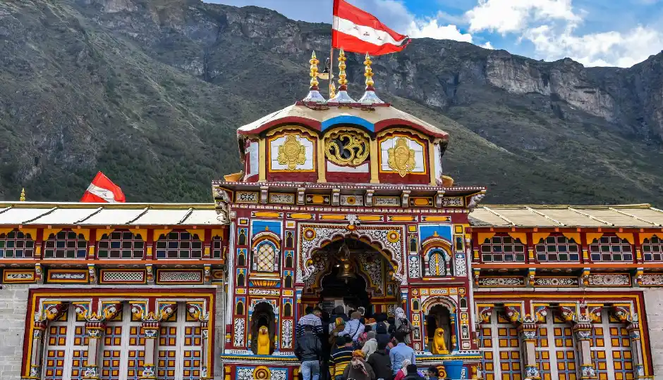 बद्रीनाथ धाम चढ़ावा गड़बड़ी मामले में बड़ी कार्रवाई, फरार आरोपी प्रमोद नौटियाल गिरफ्तार; BKTC का निलंबित कर्मचारी निक
