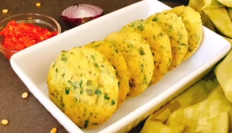 अपनी संस्कृति के साथ ही खानपान के लिए भी जाना जाता हैं छत्तीसगढ़, जानें यहां के प्रसिद्द व्यंजन chhattisgarh famous cuisine,traditional food of chhattisgarh,popular dishes in chhattisgarh,chhattisgarhi cuisine specialties,authentic chhattisgarhi food,must-try dishes in chhattisgarh,chhattisgarh culinary delights,iconic food in chhattisgarh,chhattisgarhi street food,best food in chhattisgarh