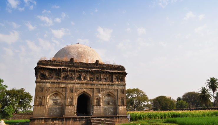 ahmednagar city in maharashtra,maharashtra,tourism,tourism,travel,holidays,tourist places in ahmednagar,major attractions of maharashtra