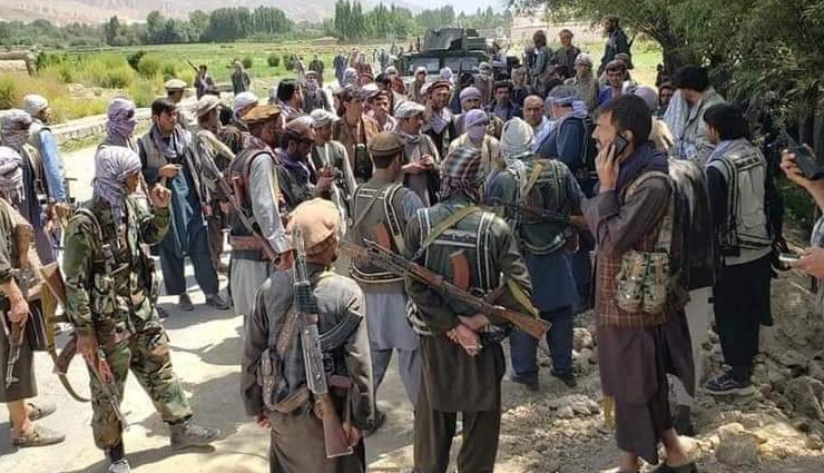 अफगानिस्तान में तालिबान पर जोरदार हमला, पंजशीर के लड़ाकों ने 300 तालिबानियों को किया ढेर