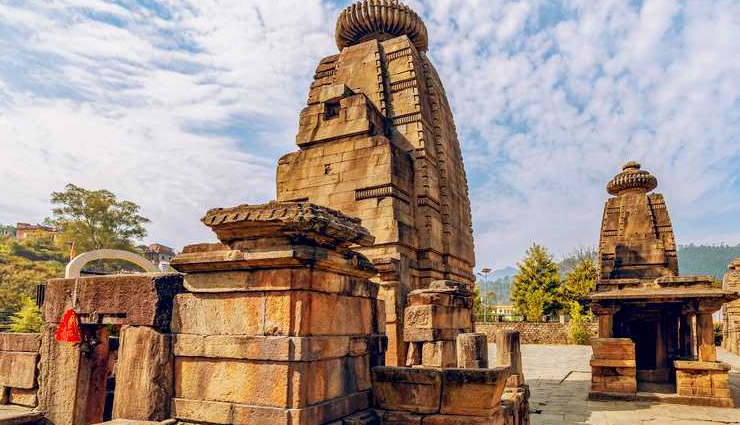 bir billing tourist places,places to visit in bir billing,top attractions in bir billing,gunehar waterfall bir,chowgan tea garden,sunset point bir billing,chokling monastery,barot valley,deer park institute,baijnath temple,drukpa kagyu monastery,himalayan film school,rajgundha valley,bir billing adventure activities,paragliding in bir billing