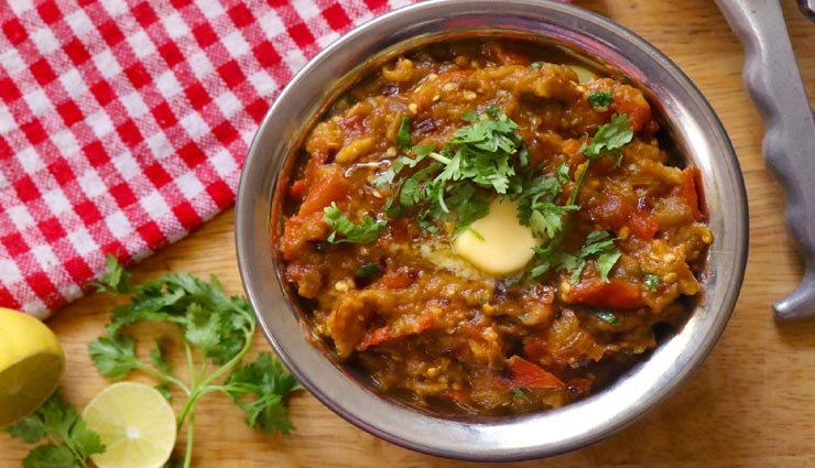 इस तरह बनाए बैंगन का भरता, लजीज स्वाद बना देगा आपको दीवाना #Recipe