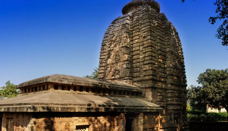 unique temples of india,ghost temple