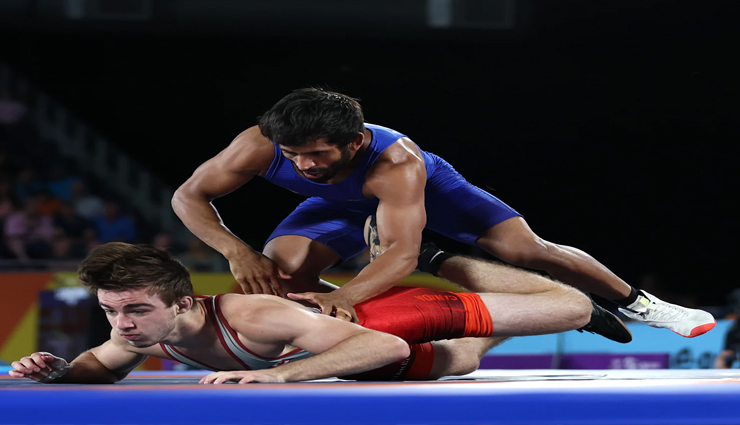 wrestler bajrang punia wrote a letter to the prime minister,i am returning my padma shri,sports ministry said this is his personal decision