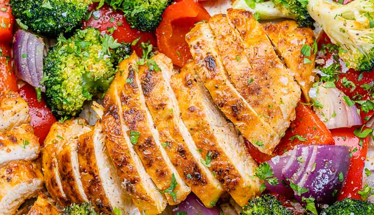 high-protein meals,protein-rich foods,protein-packed recipes,healthy protein recipes,low-carb high-protein recipes,muscle-building meals,high-protein vegetarian recipes,protein-packed snacks,high-protein breakfast ideas,protein shakes and smoothies,protein meal prep ideas,high-protein dinner recipes,high-protein snacks on the go,protein-packed salads,quick and easy protein recipes