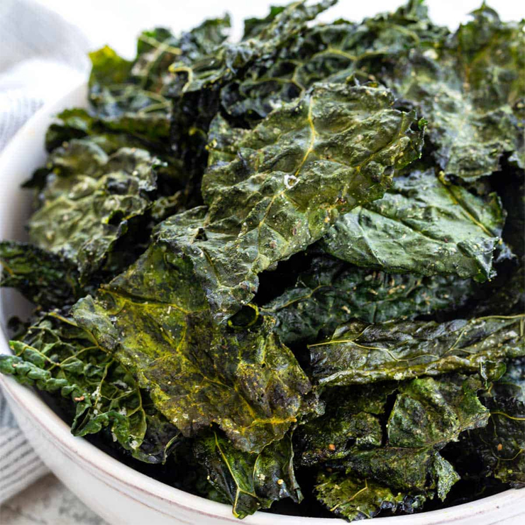 kale chips,baked kale chips,kale chips recipe,chips recipe,healthy kale chips recipe