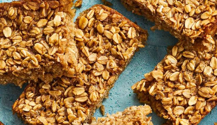 oats snacks recipes,healthy oats snacks,oats and banana energy balls,baked oatmeal bars,savory oats chivda,oats smoothie bowl,oats pancakes recipe,healthy snack ideas,quick oats snacks,easy oats recipes,high-fiber snacks,low-calorie snacks,nutritious snack ideas