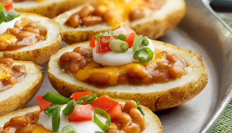 baked potatoes with beans and cheese,baked potato recipe,snacks recipe,main course recipe