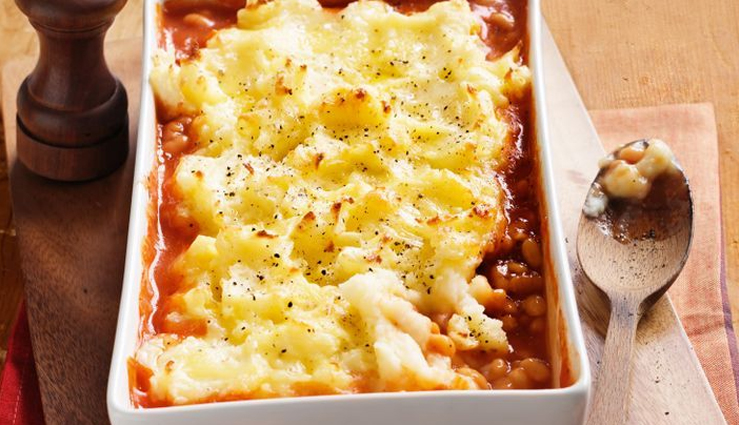 baked potatoes with beans and cheese,baked potato recipe,snacks recipe,main course recipe