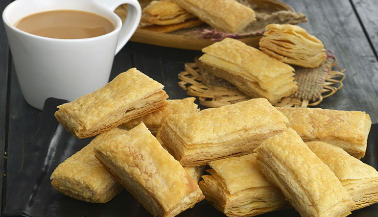 घर पर भी आसानी से बना सकते हैं चाय का स्वाद बढ़ाने वाली बेकरी स्टाइल फैन #Recipe 