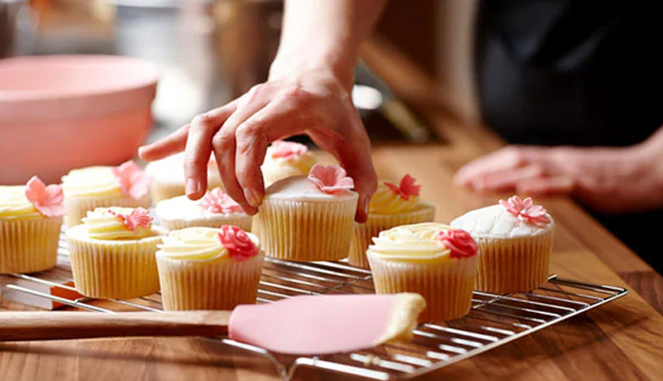 Happy Friendship Day 2021: अपनी फीलिंग्स दोस्त तक पहुंचाने के लिए ले इन गिफ्ट्स का सहारा, दोस्ती होगी और मजबूत friendship day,friendship day 2021 date,friendship day quotes,friendship day images,happy friendship day 2021,happy friendship day images,international friendship day 2021,friendship day gifts,friendship gift ideas,happy friendship day,friendship day 2021,best gifts for friend