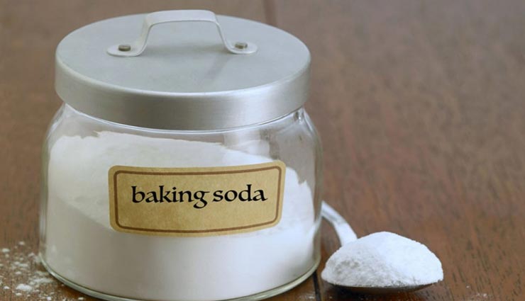 लॉकडाउन में आपकी कई परेशानियों को दूर करेगा बेकिंग सोडा, जानें कैसे