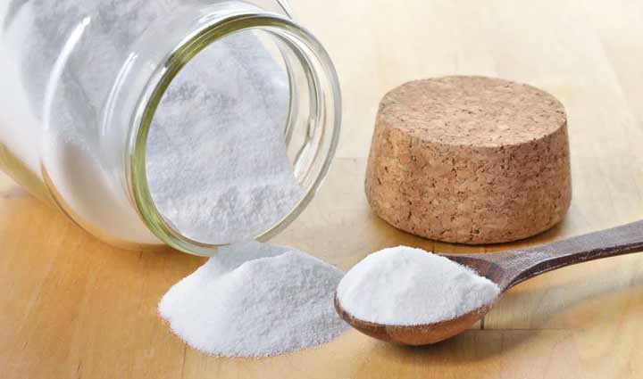 5 DIY Ways To Use Baking Soda To Lighten Dark Spots