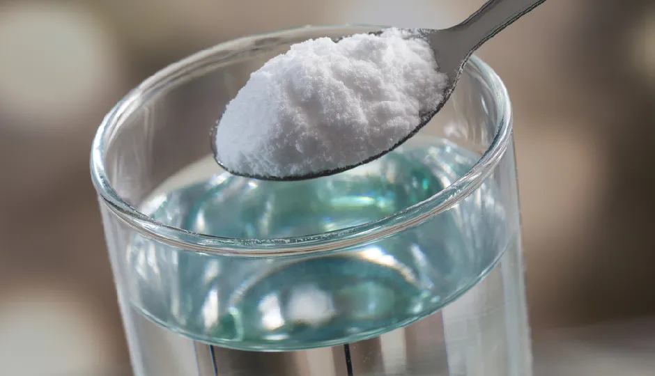 क्या पानी में बेकिंग सोडा मिलाकर पीने से फायदे मिलते हैं, जानें सही समय और तरीका क्या पानी में बेकिंग सोडा मिलाकर पीने से फायदे मिलते हैं, जानें सही समय और तरीका