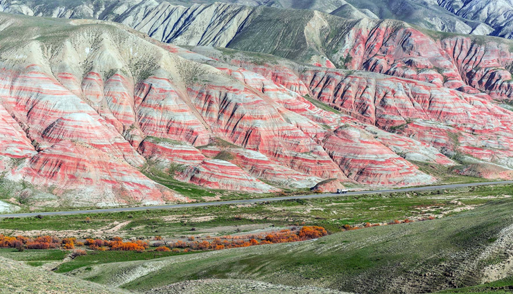 baku hiking trails,best hikes in baku,amazing hikes in baku,hiking in azerbaijan,outdoor adventures in baku,nature trails in baku,scenic hikes in baku,trekking in baku,must-visit hiking spots in baku,baku mountain trails,offbeat hikes in baku,hiking experiences in baku,best trekking routes in azerbaijan,baku nature walks,unforgettable hikes in baku,top hiking destinations in baku,azerbaijan hiking experiences,baku eco-tourism,adventure hiking in baku,exploring baku on foot