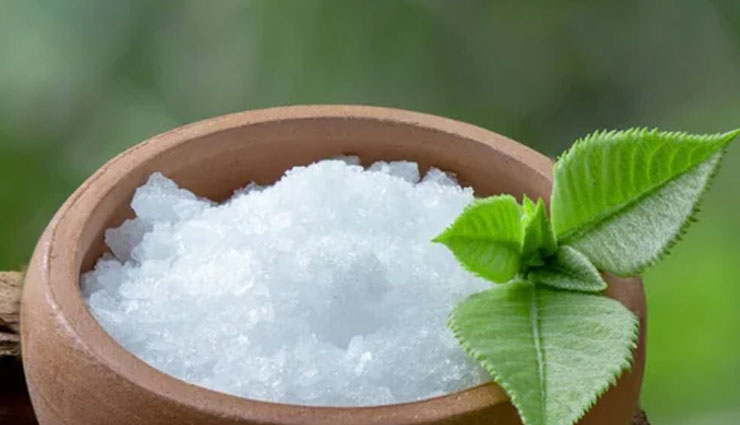 balding forehead,home remedies for balding forehead,regrow hair on forehead,diy hair growth remedies,natural remedies for receding hairline,how to grow hair on forehead,ayurvedic remedies for baldness,best oils for hair regrowth,herbal treatment for balding forehead,thinning hair solutions,hair loss treatment at home