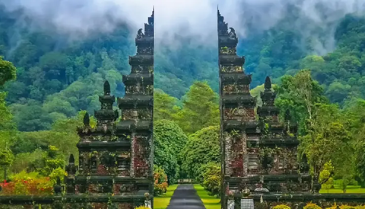 international travel august 2025,best places to visit abroad in august,summer vacation destinations,august holidays for indians,top international destinations,global travel guide august,cultural festivals august,beach destinations august,wildlife safaris august,alpine adventures abroad