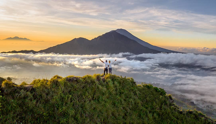 bali,things to do in bali,places to visit in bali,tukad cepung waterfall,marigold fields at desa temukus,mount batur at pinggan village,canyon of sukawati,nusa islands