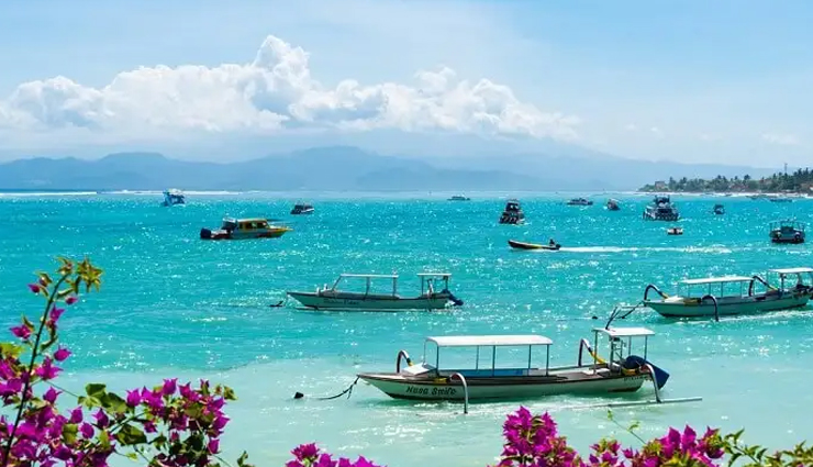 bali,things to do in bali,places to visit in bali,tukad cepung waterfall,marigold fields at desa temukus,mount batur at pinggan village,canyon of sukawati,nusa islands