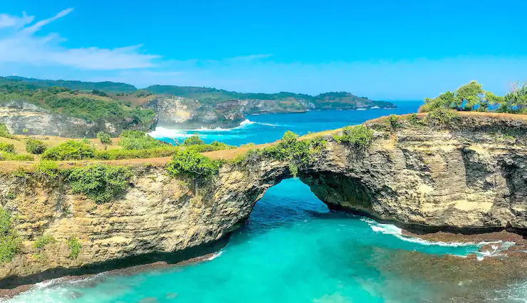 bali travel guide,bali tourist attractions,explore bali,bali beaches,coral reefs in bali,ancient temples in bali,adventure in bali,relaxation in bali,spiritual renewal in bali,affordable bali vacations,diversity of bali,bali for families,romantic getaways in bali,solo adventures in bali,wellness retreats in bali,yoga retreats in bali,meditation retreats in bali,bali nature experiences,tranquil bali surroundings,bali memories