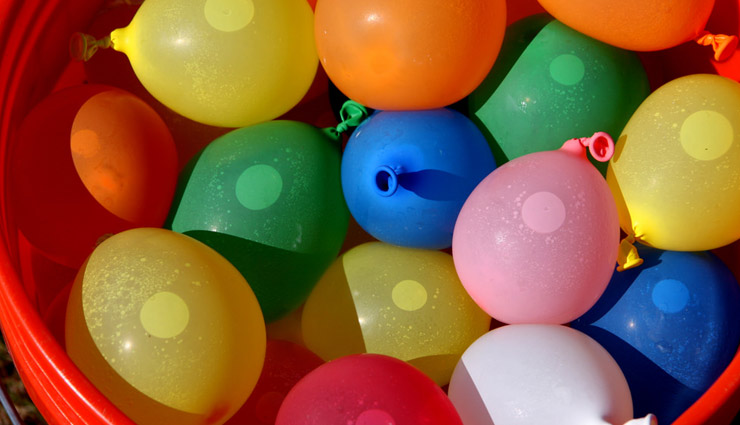 Holi Special- Man Throws Balloon of Semen at Girl in Delhi University