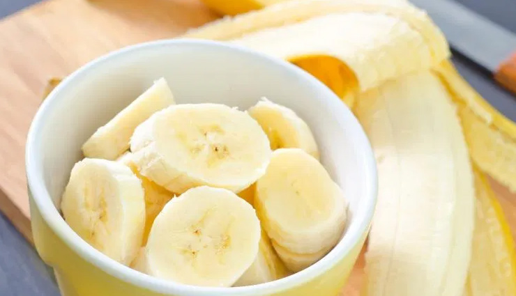 insomnia,tips to get rid of insomnia,sleep disorder,tress,anxiety,psychotic disorders,poor sleep habits,cumin seeds,nutmeg,saffron,chamomile tea,bananas,Health,Health tips