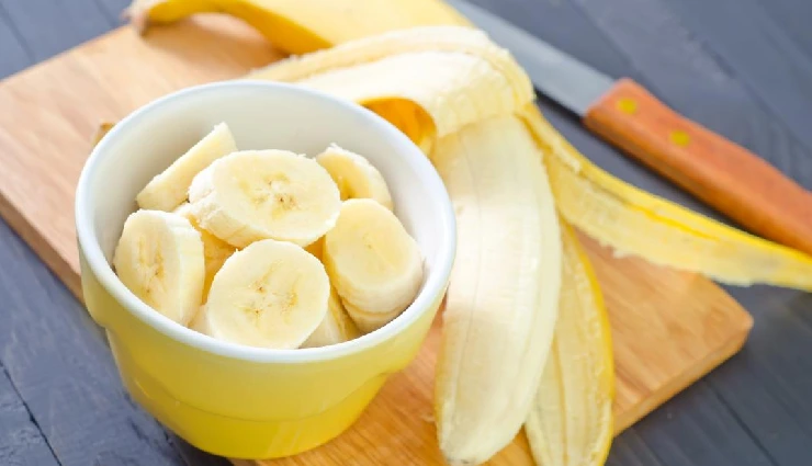 7 DIY Ways To Use Banana for Skin