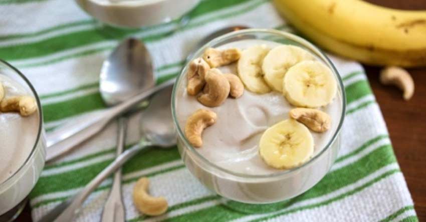 hair mask for winters,hairfall hair masks,egg yolk hair mask,strawberry hair mask,banana and yogurt hair mask,wheatgerm hair mask,honey and milk hair mask,mask for hairfall,hair care tips,beauty tips