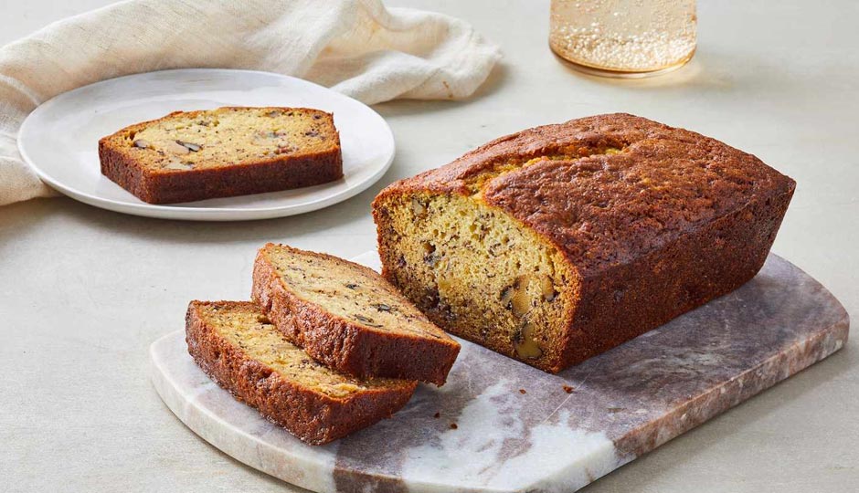 Delicious Bakery Style Banana Bread Recipe