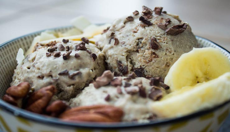 Summer Special : घर पर ही बनाए बनाना चॉकलेट आइसक्रीम #Recipe