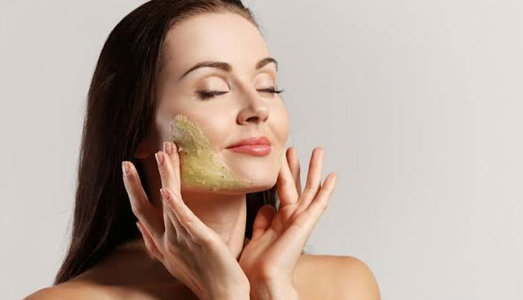 homemade banana face pack,banana face packs for clear skin,banana face packs,beauty benefits of banana,banana,skin care tips,beauty tips